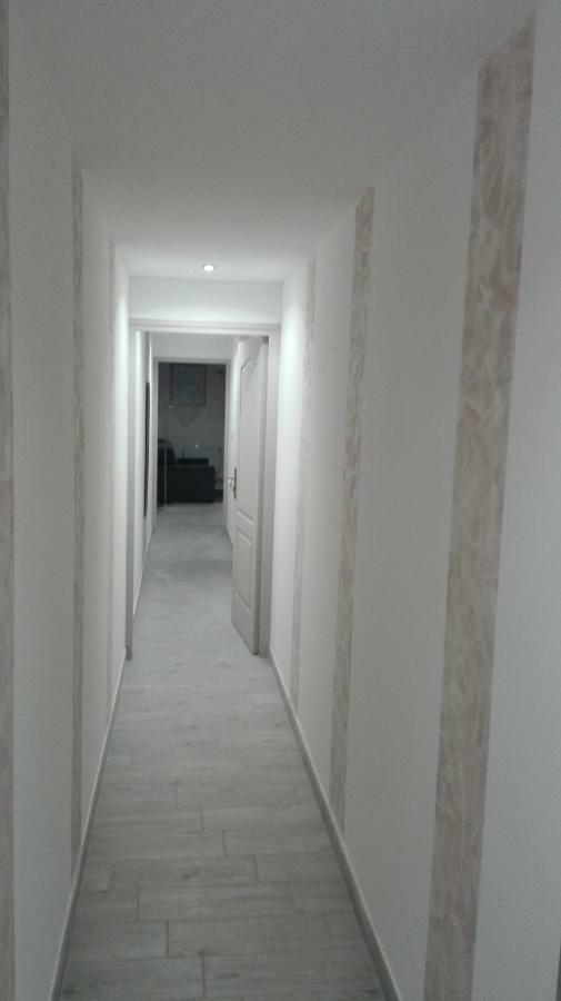 Appartement A Valence ヴァランス エクステリア 写真